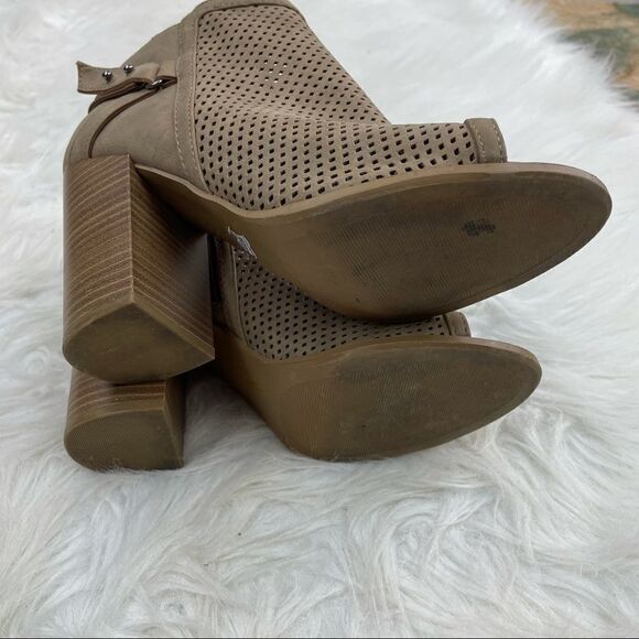 Coconuts by Matisse Lasercut Open Toe Suede Leather Ankle Booties - Picture 8 of 9